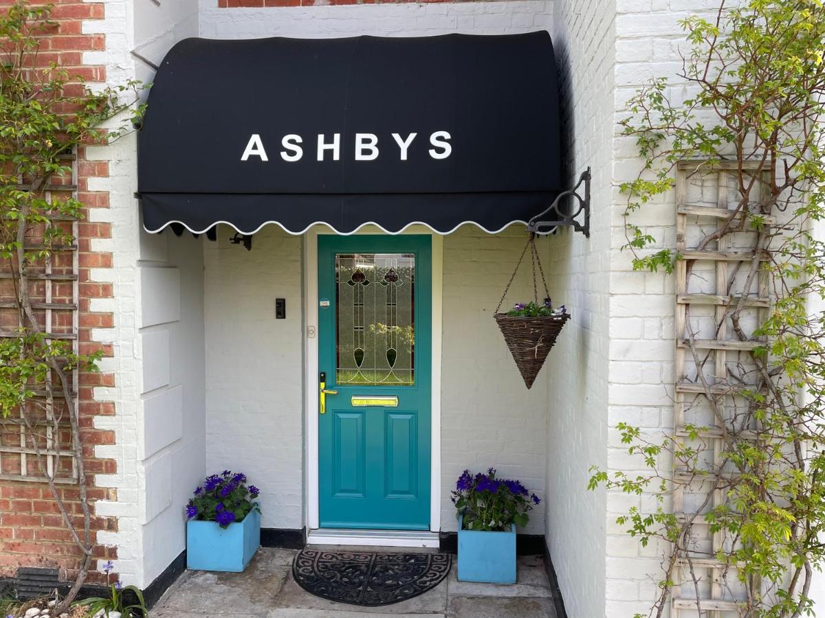 Ashbys Deluxe Studios & Spa Hire Portsmouth Luaran gambar